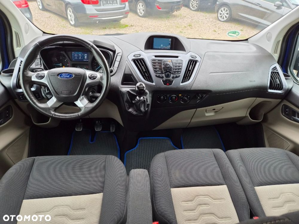 Ford Tourneo Custom - 7