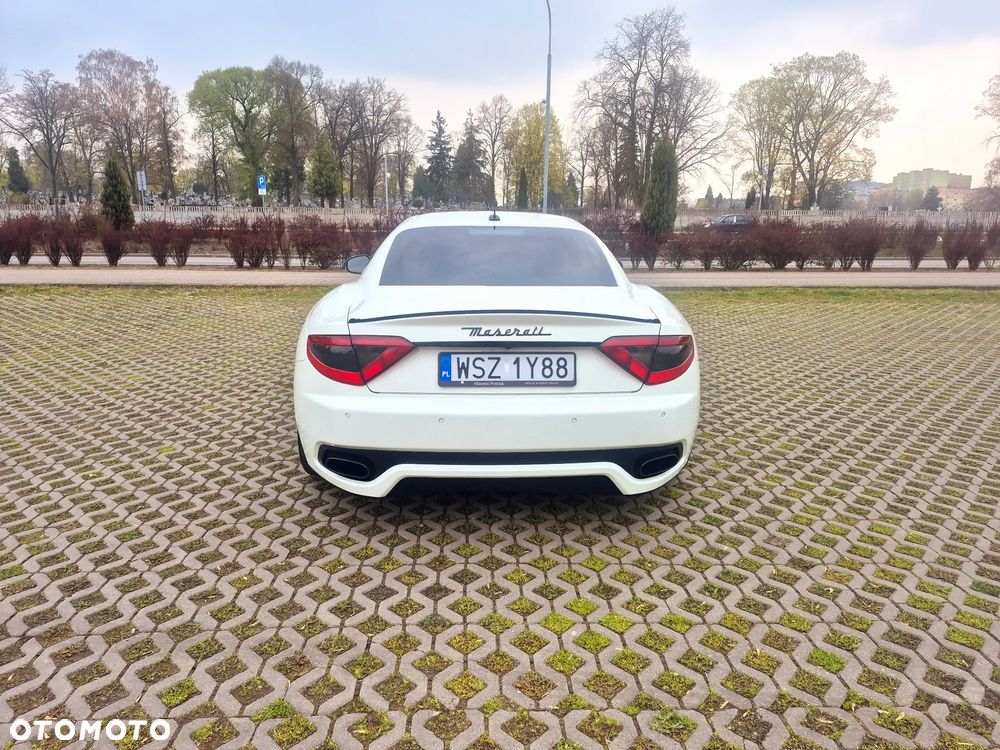 Maserati GranTurismo - 5