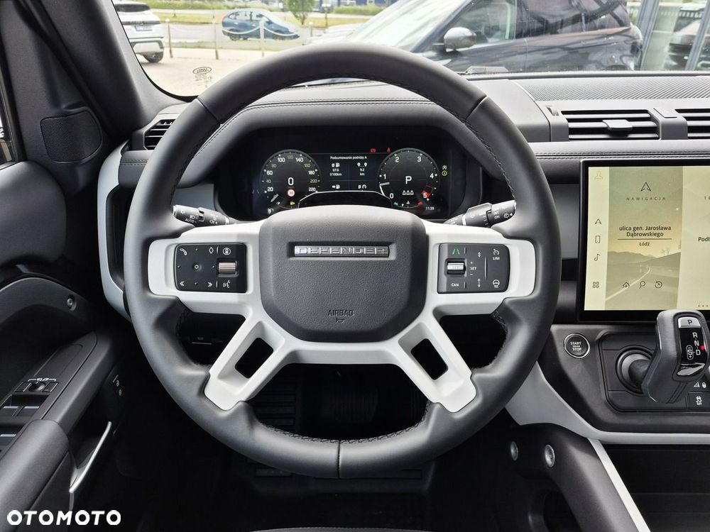 Land Rover Defender 110 D200 S - 27