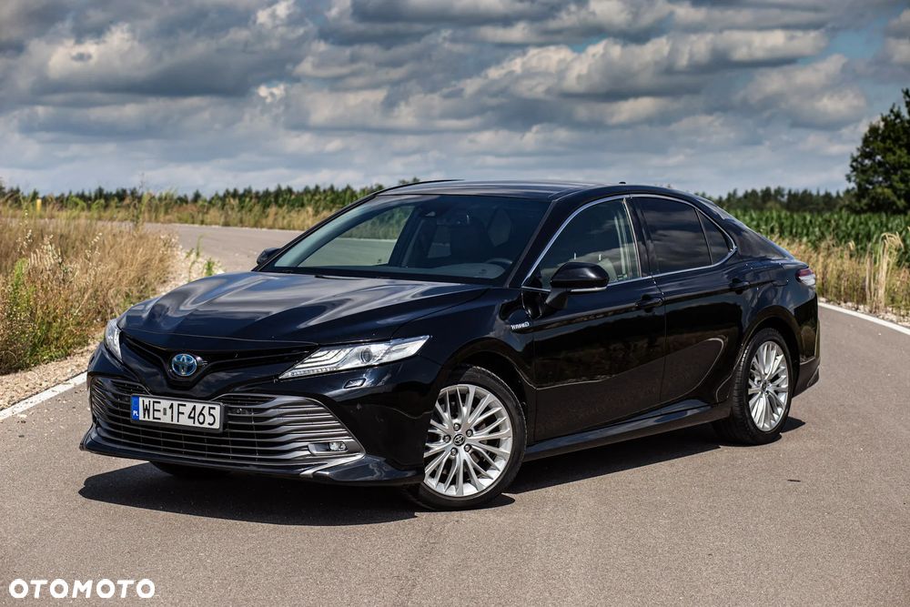Toyota Camry 2.5 Hybrid Executive CVT - 1