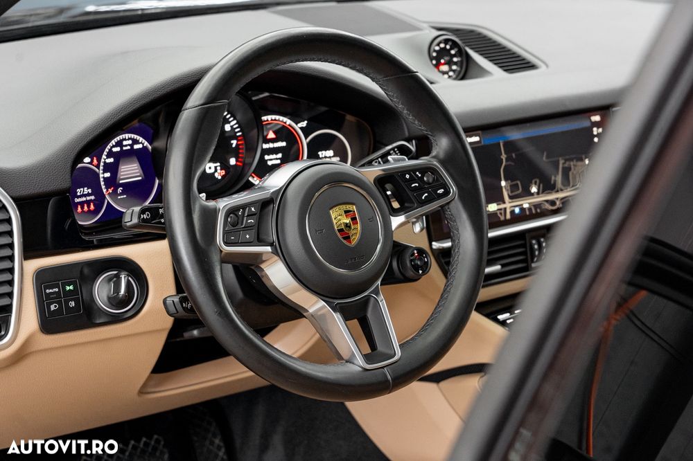 Porsche Cayenne Coupe Standard - 32