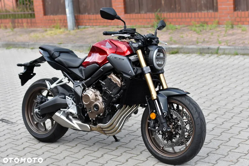 Honda CB - 3