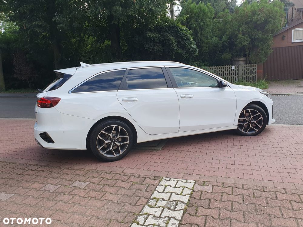 Kia Ceed 1.4 T-GDI OPF GT Line - 33