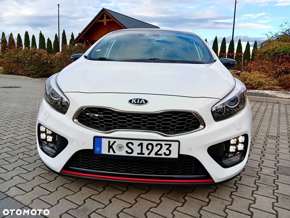 Kia Ceed Cee'd 1.6 T-GDI GT - 3
