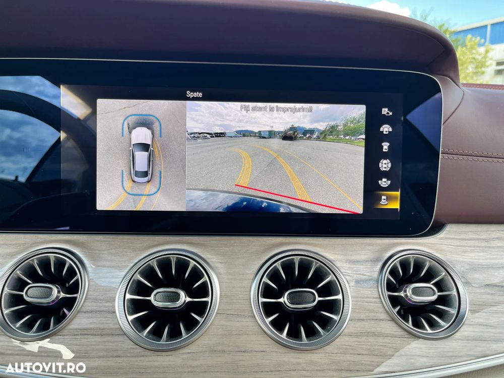 Mercedes-Benz E 220 d 4MATIC - 30