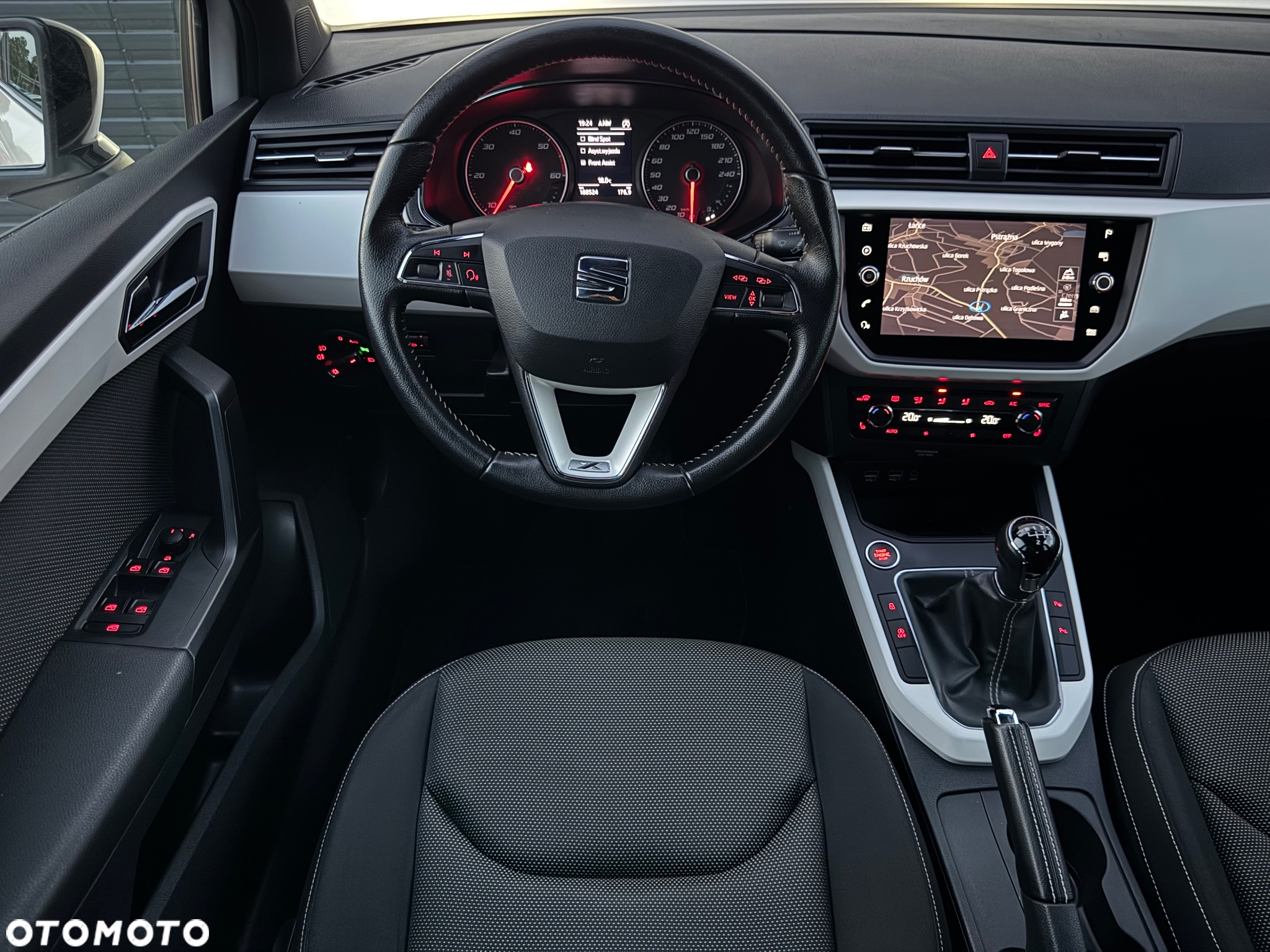 Seat Arona 1.6 TDI XCELLENCE - 9