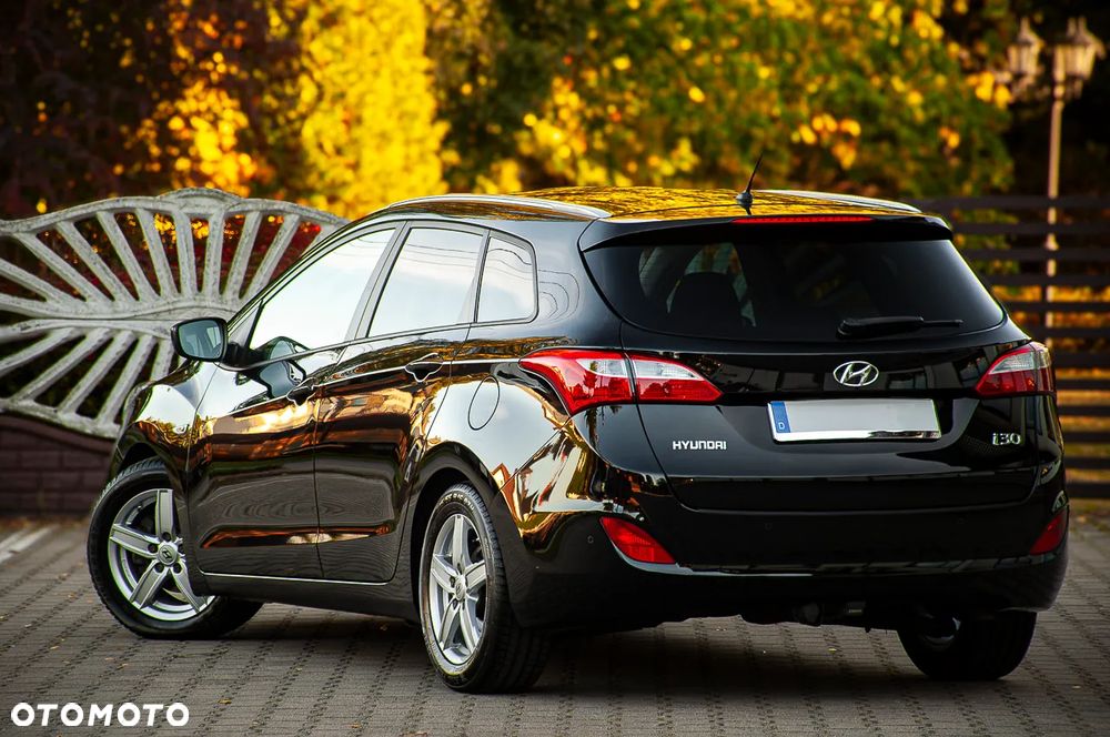 Hyundai i30 i30cw 1.6 CRDi Trend - 4
