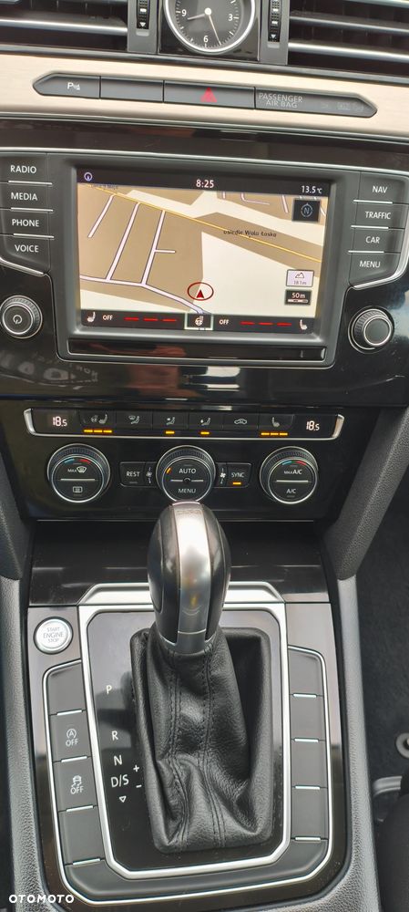 Volkswagen Passat 2.0 TDI SCR DSG Highline - 15