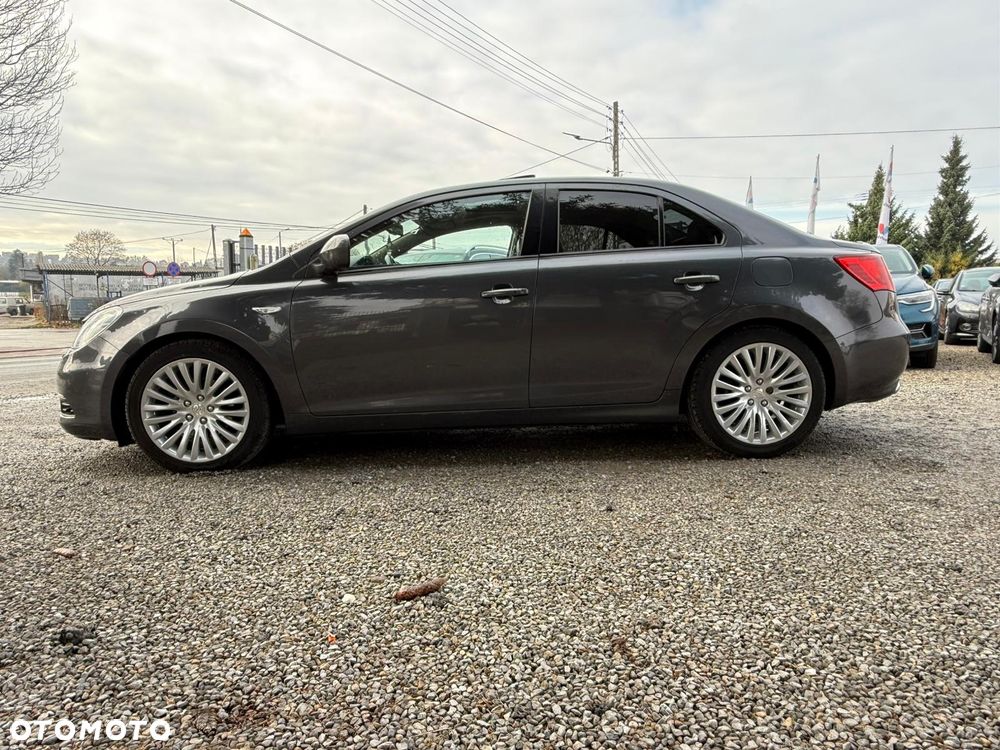 Suzuki Kizashi 2.4 Sport 4WD CVT - 40