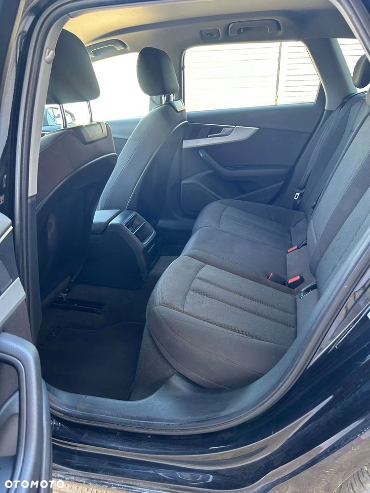 Audi A4 Avant 2.0 TDI - 9