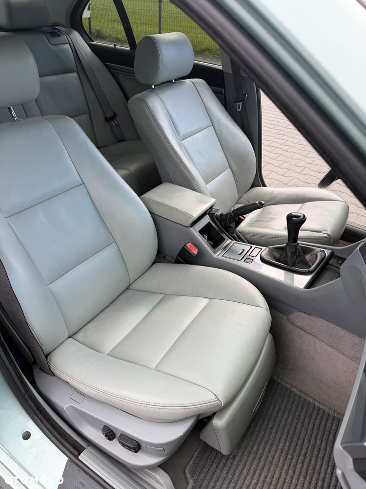 BMW Seria 5 - 12