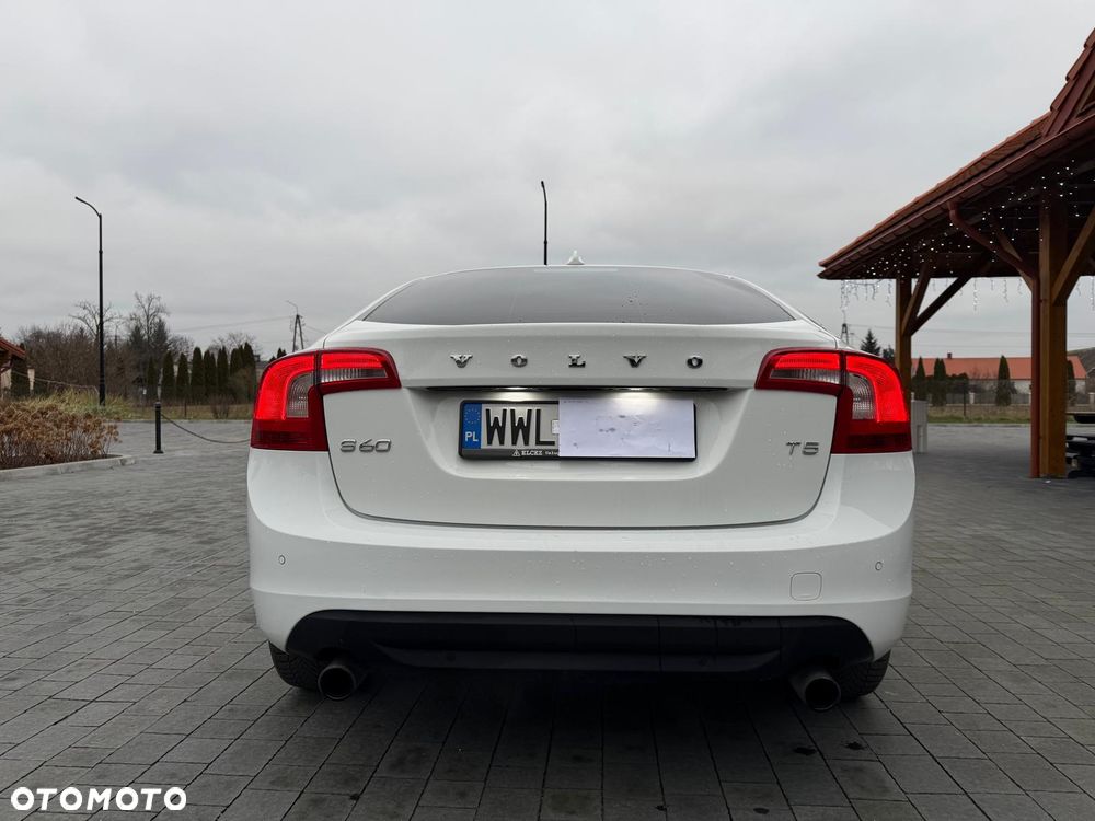 Volvo S60 2.5 T5 - 6