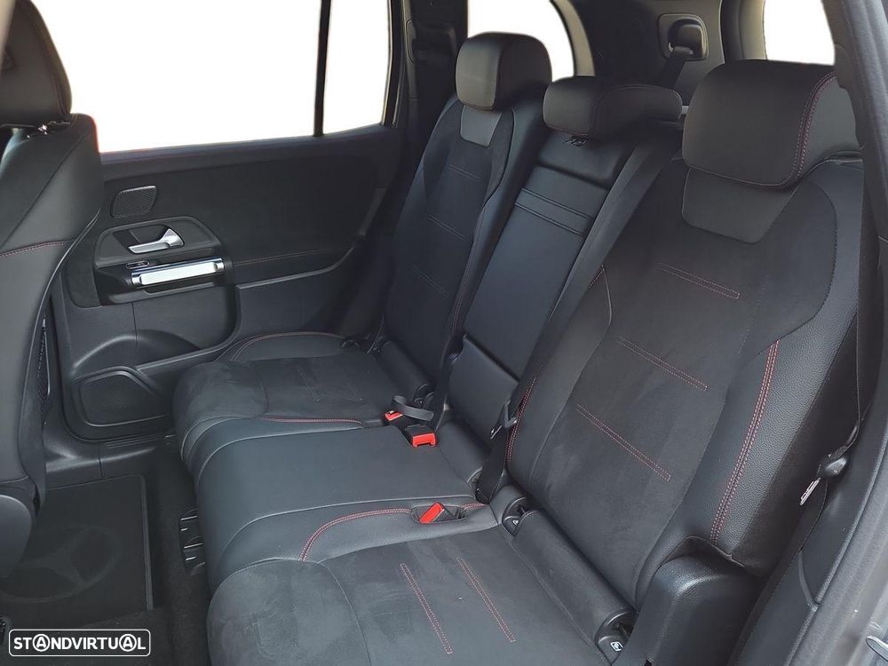Mercedes-Benz EQB 250+ AMG Line - 26