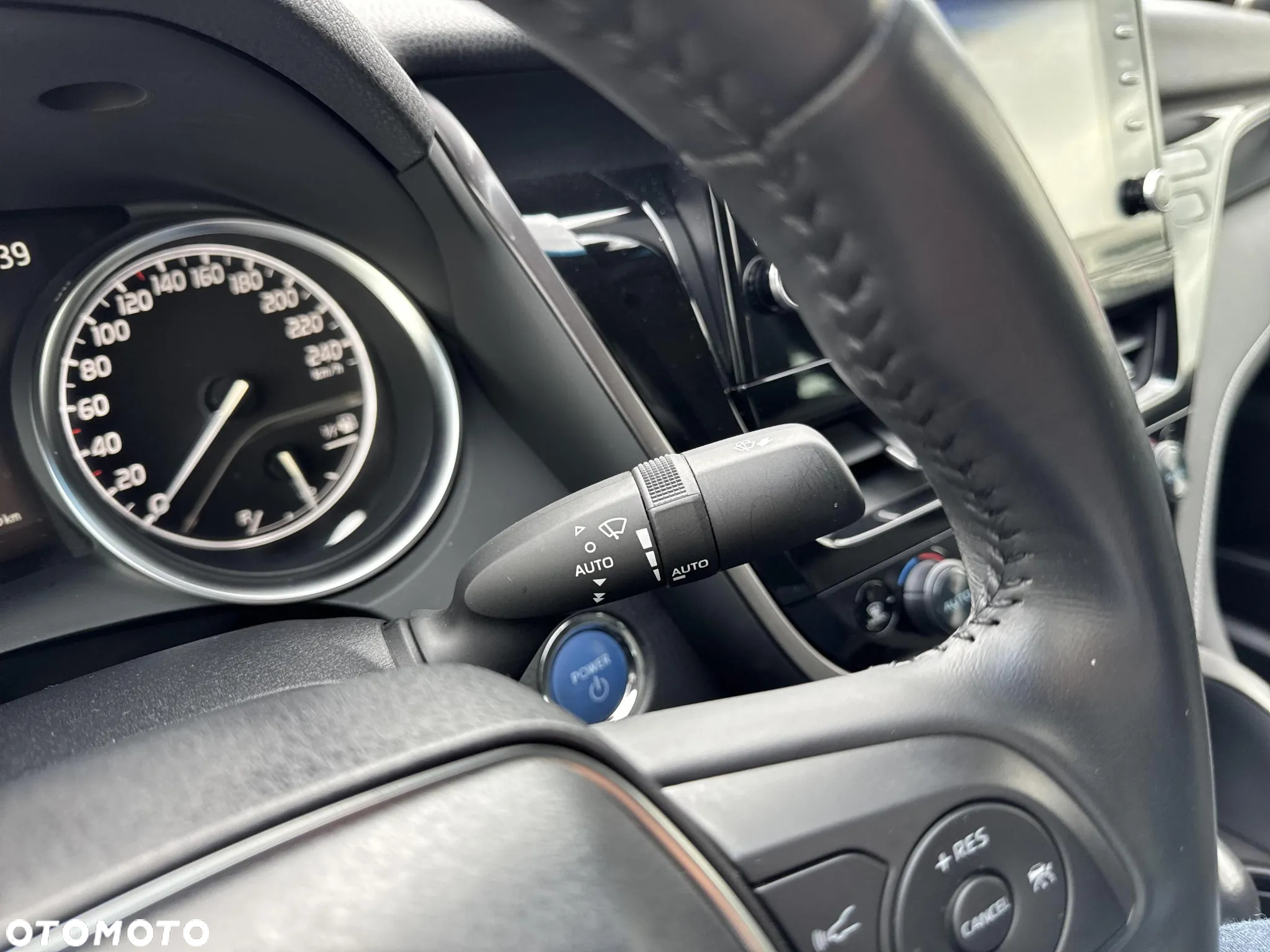 Toyota Camry 2.5 Hybrid Prestige CVT - 21