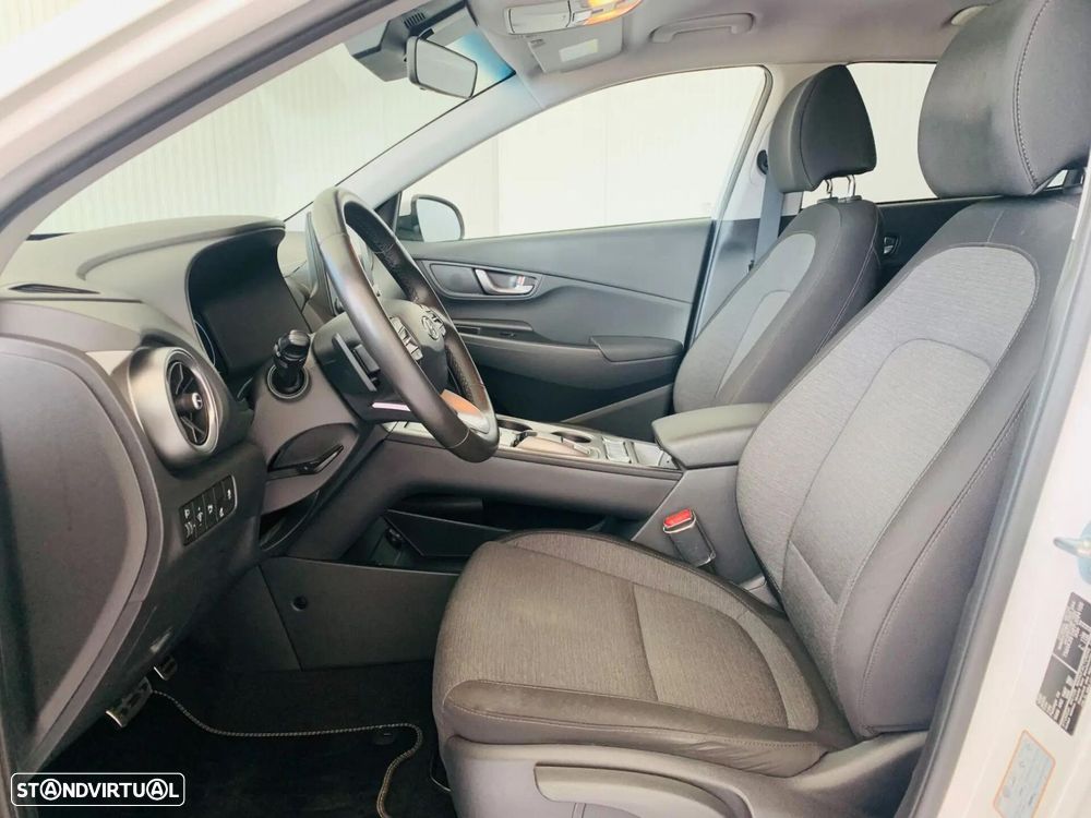Hyundai Kauai 48.6 kWh Premium - 8