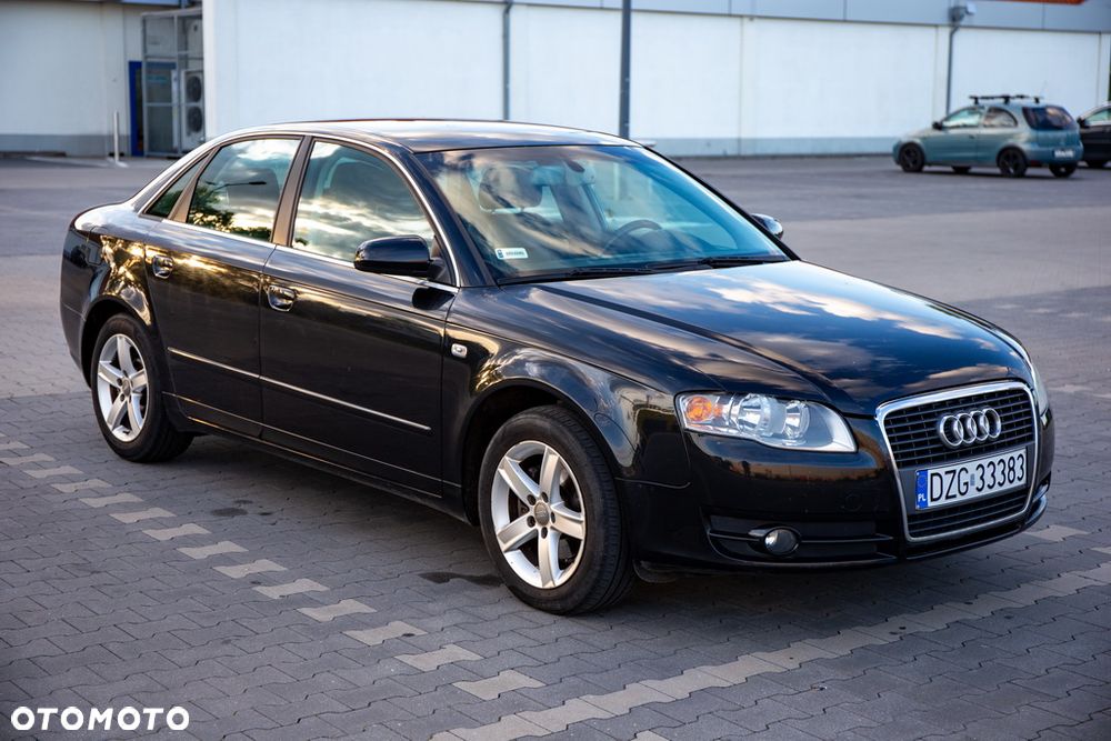 Audi A4 Limousine - 14