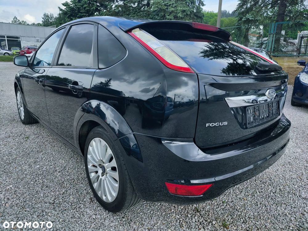 Ford Focus 1.6 Ti-VCT Titanium - 2