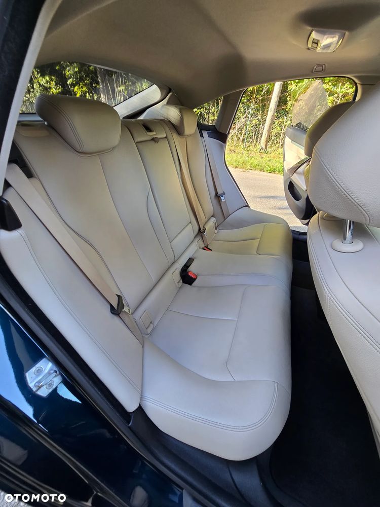 BMW Seria 4 418d Luxury Line - 25