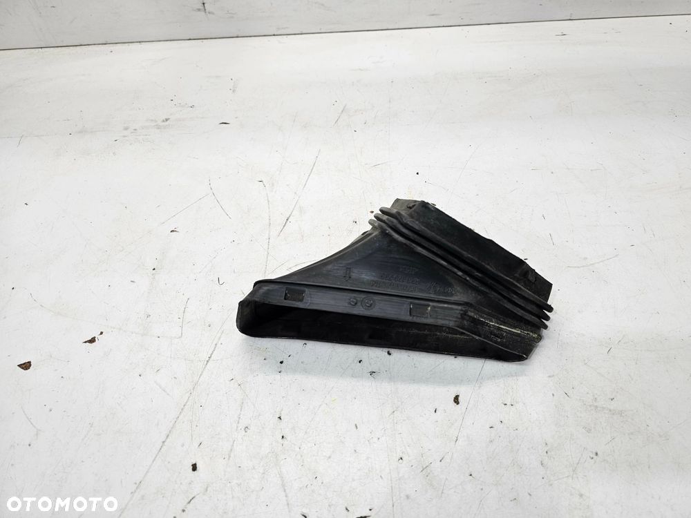 WLOT DOLOT POWIETRZA AUDI Q5 8R 8R0129739 - 2