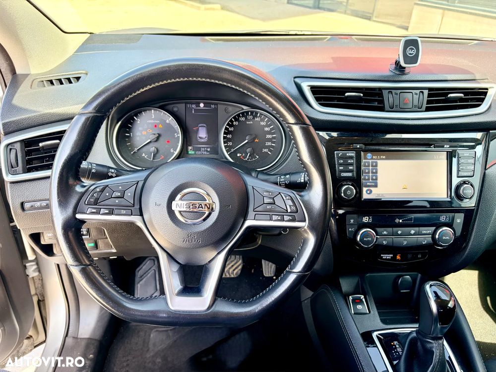Nissan Qashqai 1.6 DCI Xtronic ACENTA - 11