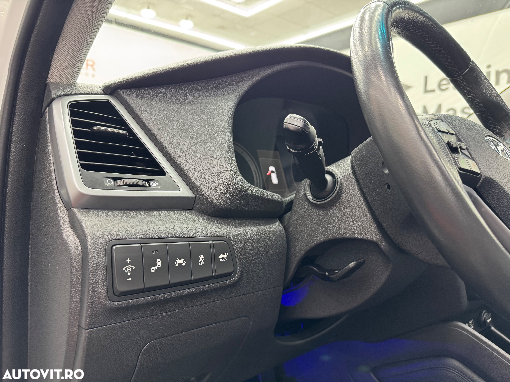 Hyundai Tucson blue 2.0 CRDi 4WD Aut. Premium - 7