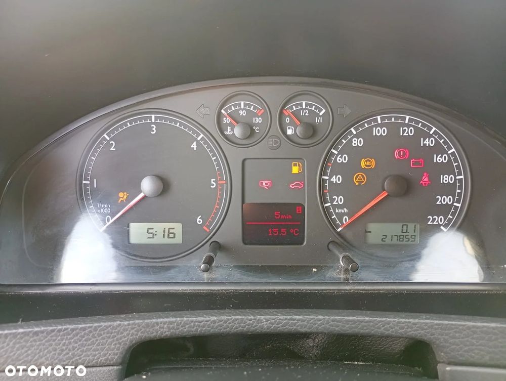 Volkswagen Multivan TDI L1 Comfortline - 27