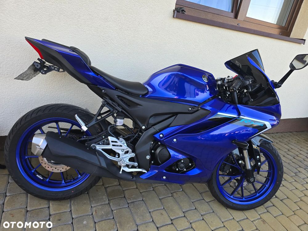 Yamaha YZF - 2