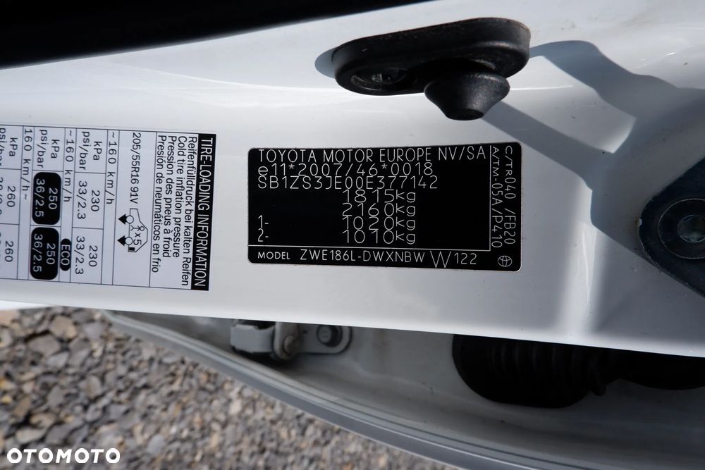 Toyota Auris 1.8 HSD Luna - 40