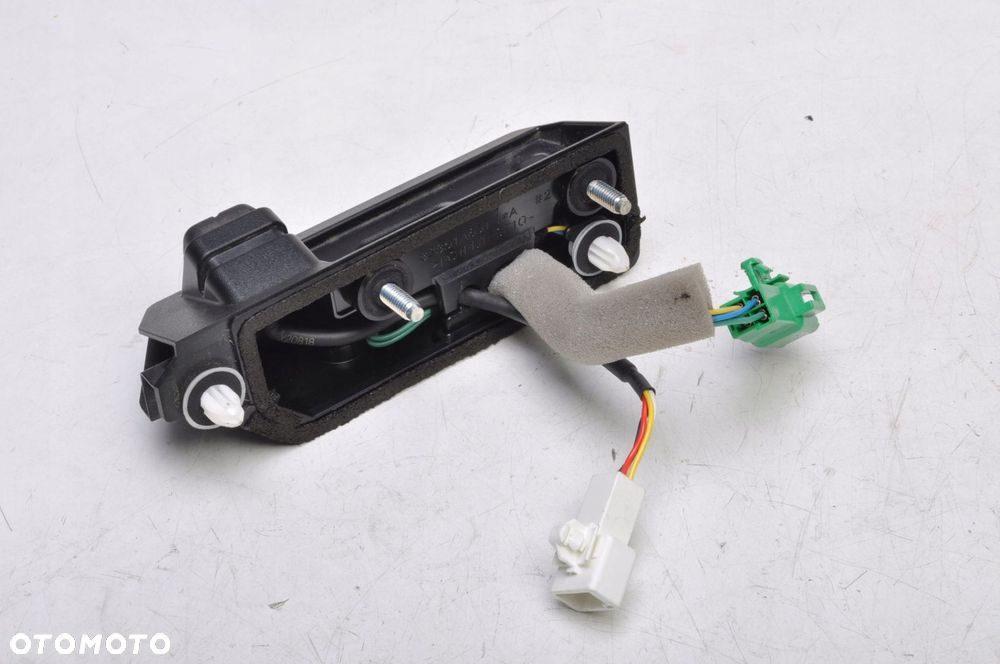 SUZUKI S-CROSS MIKROSTYK KLAPY KAMERA 82851A63T - 4