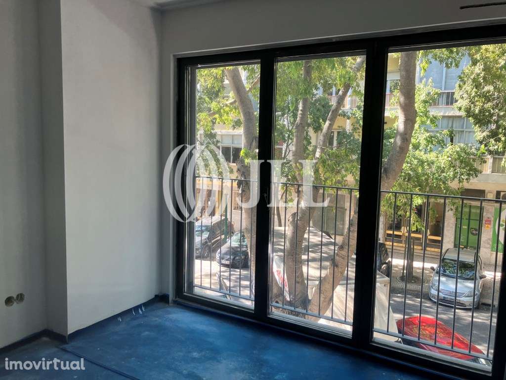 Apartamento T1, com estacionamento, em Alcantara, Lisboa - Grande imagem: 2/26