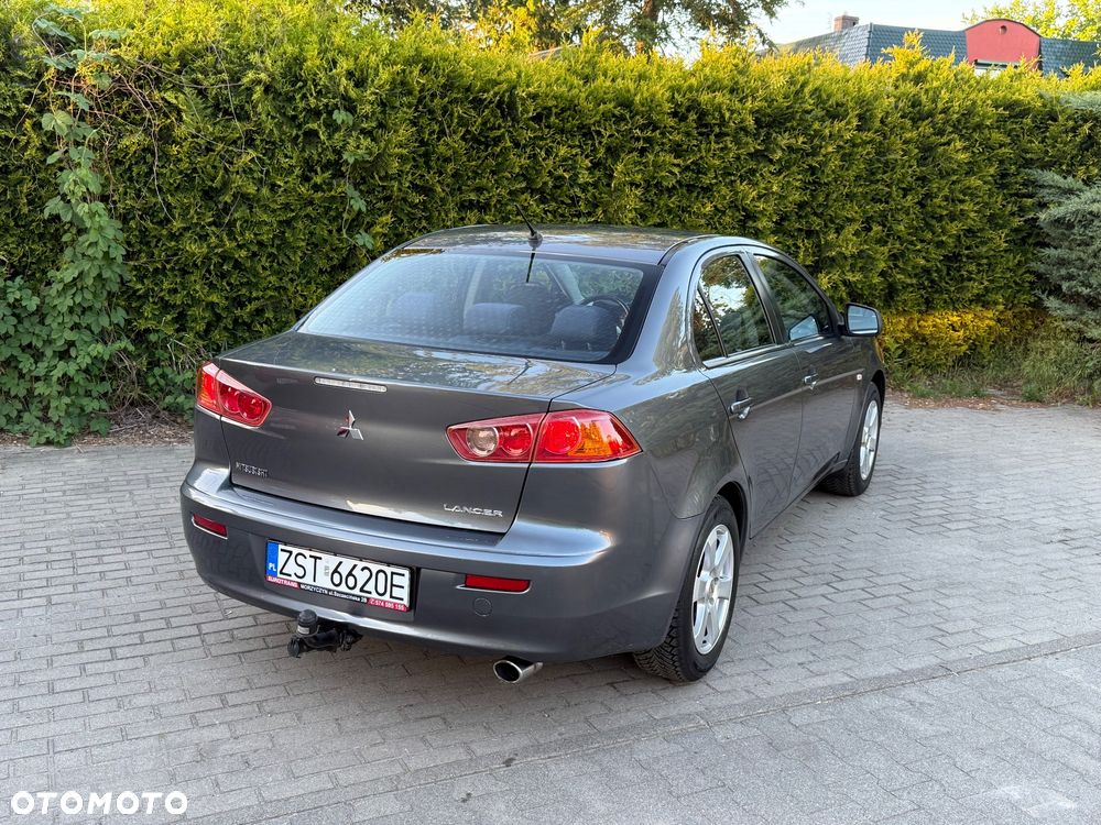 Mitsubishi Lancer 1.8 Intense - 4