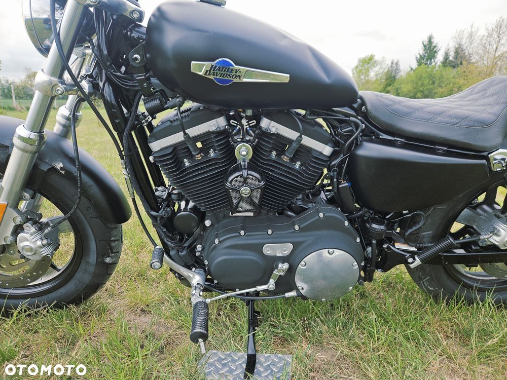 Harley-Davidson Sportster Custom 1200C - 14