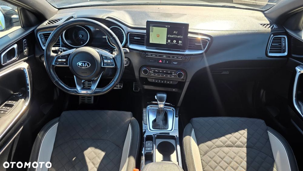 Kia ProCeed 1.6 CRDi DCT7 SCR GT LINE - 9