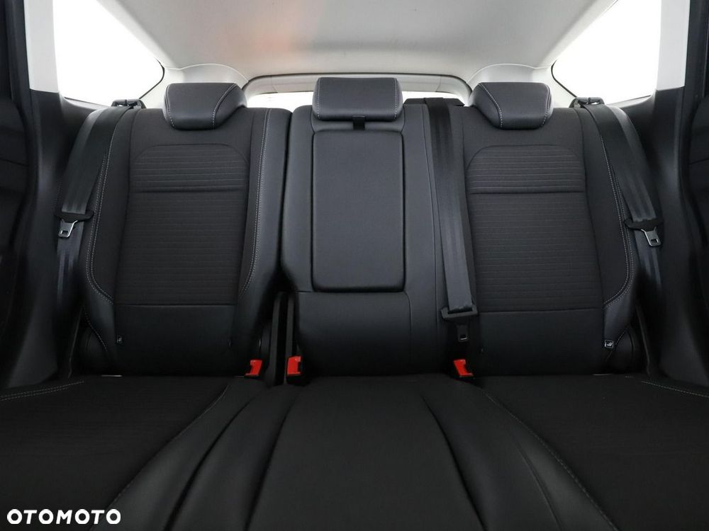 Ford Kuga 1.5 EcoBoost 2x4 Titanium - 18