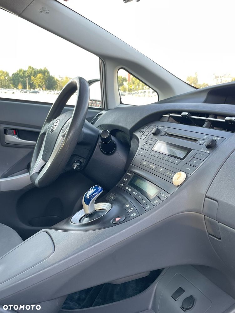 Toyota Prius (Hybrid) Comfort - 20