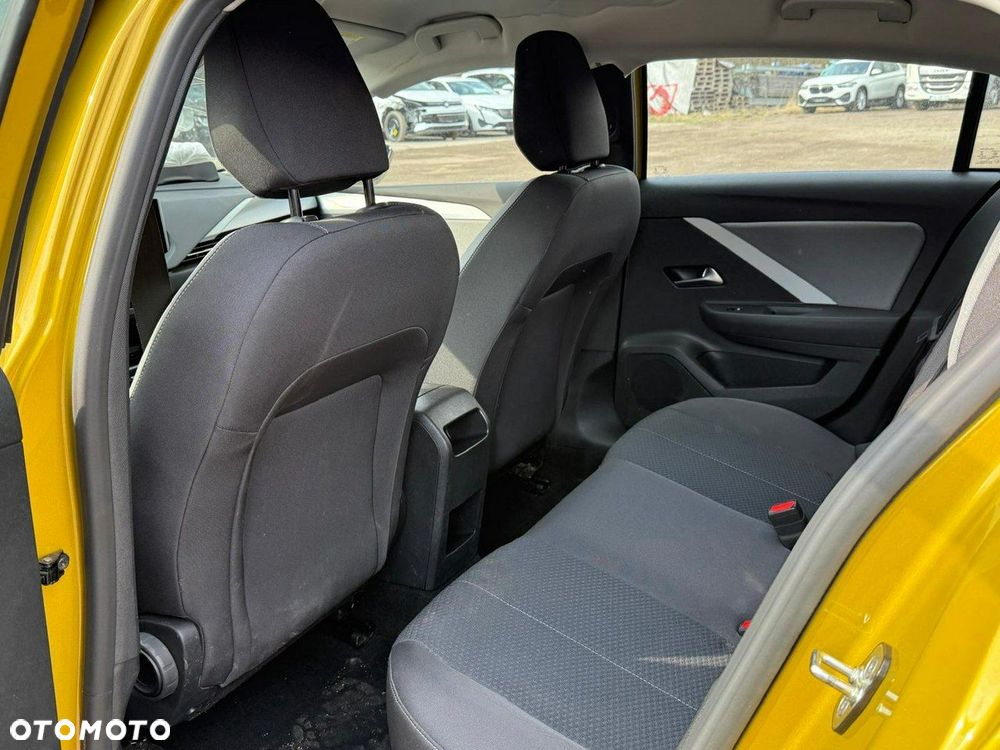 Opel Astra 1.2 Turbo Edition - 13