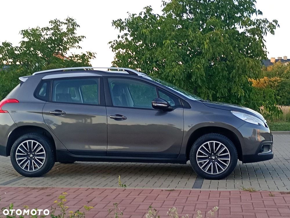 Peugeot 2008 - 11