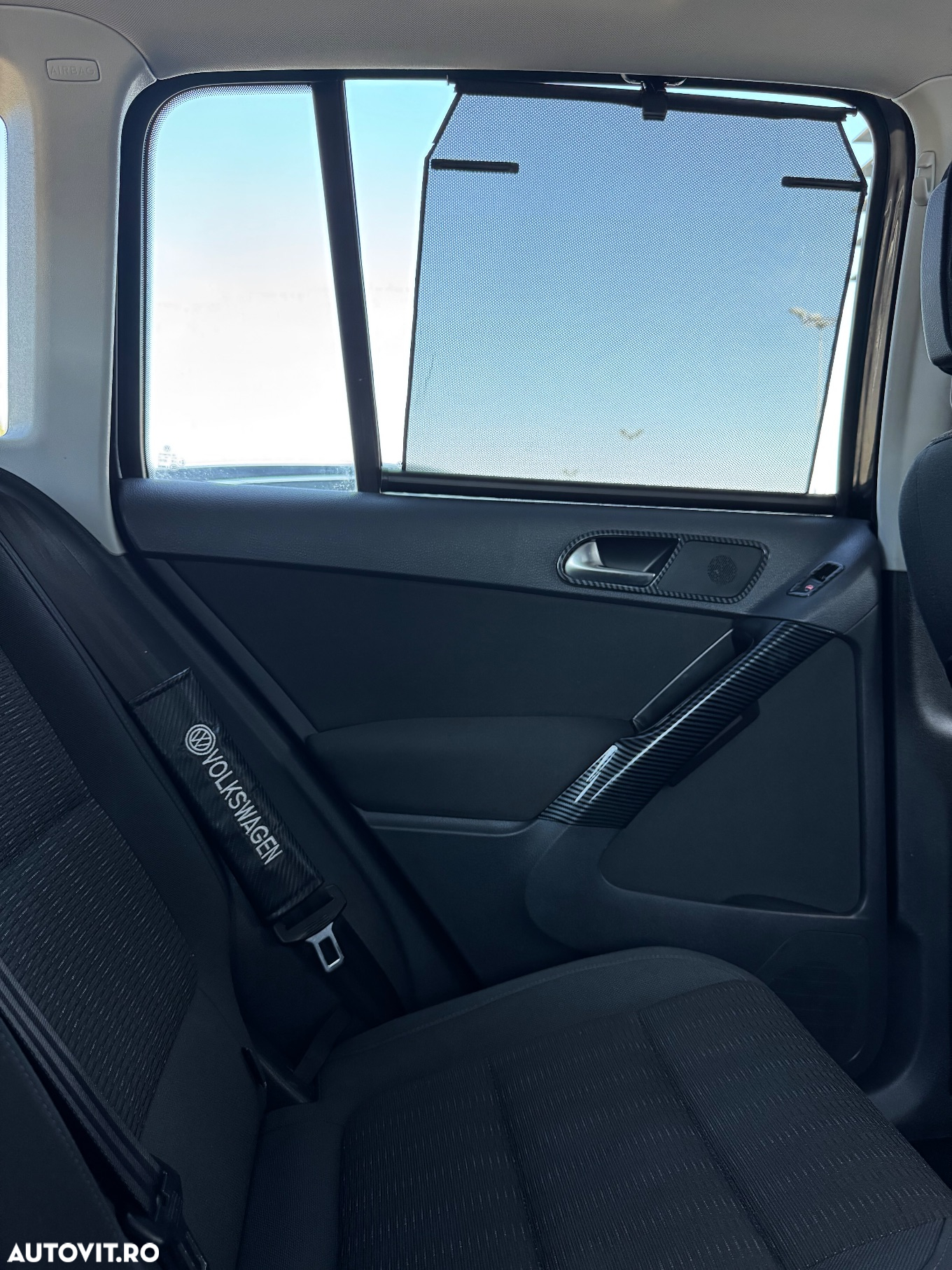 Volkswagen Tiguan - 9