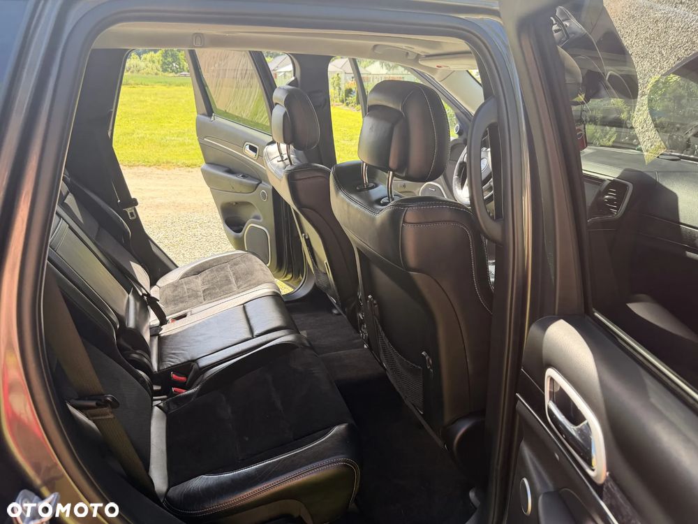 Jeep Grand Cherokee 5.7 V8 Summit - 19