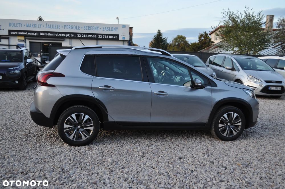 Peugeot 2008 1.2 Pure Tech GPF Allure S&S - 4
