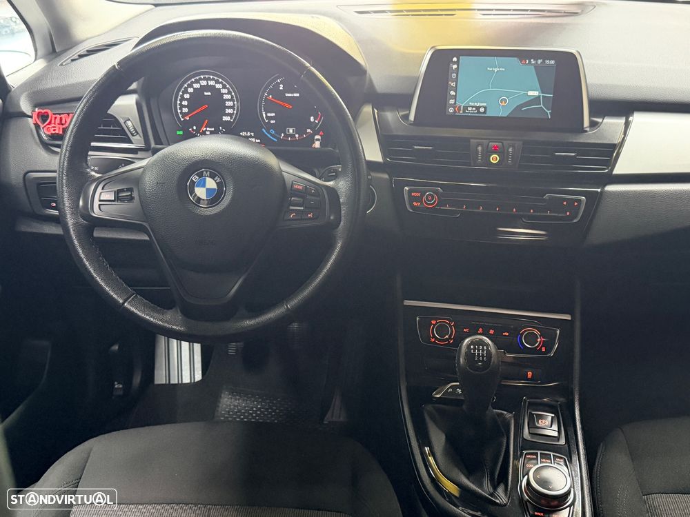 BMW 216 Active Tourer d Advantage - 26