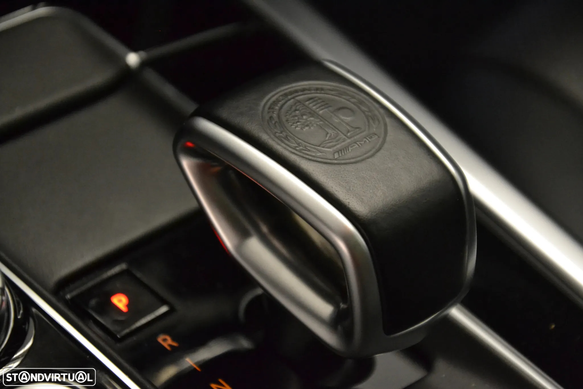 Mercedes-Benz E 63 AMG S 4-Matic - 48