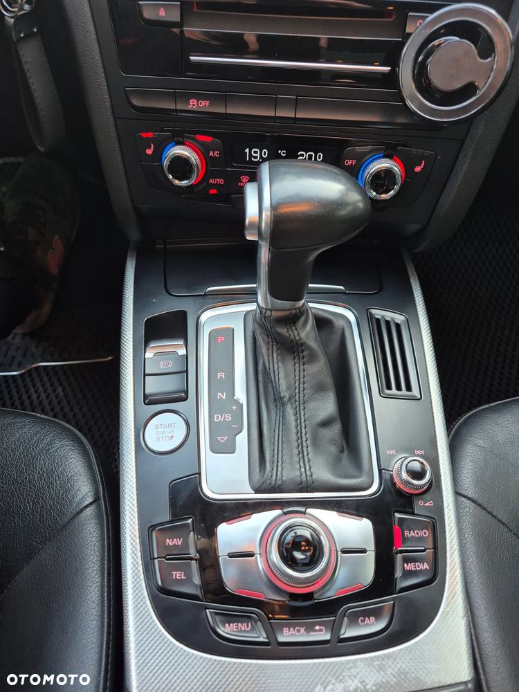 Audi A4 Limousine - 29