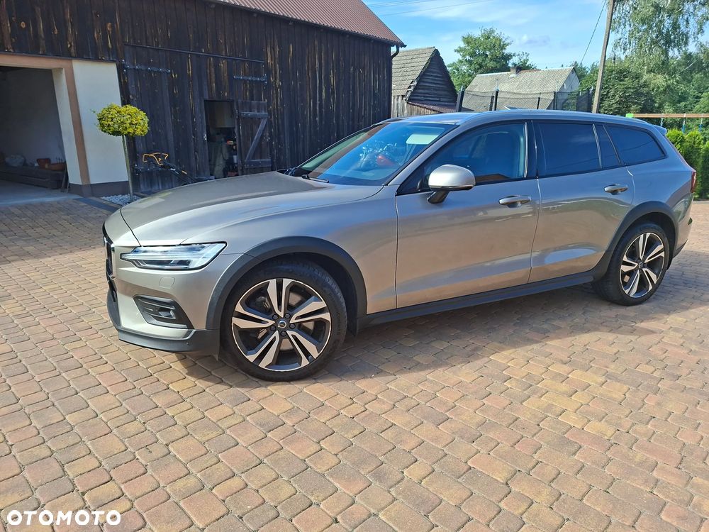 Volvo V60 Cross Country B4 D AWD Geartronic Pro - 7