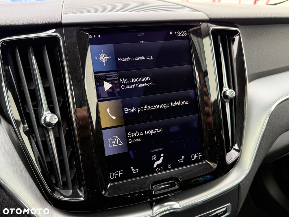 Volvo XC 60 T5 AWD Momentum - 19