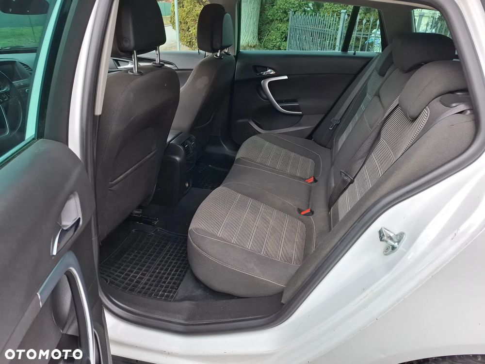 Opel Insignia - 13