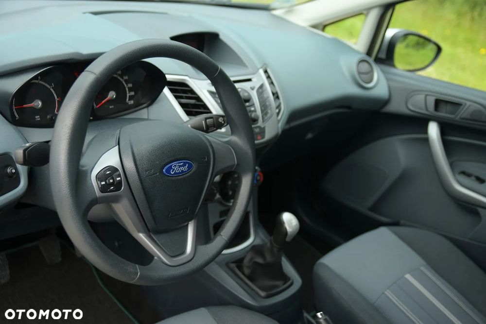 Ford Fiesta 1.25 SYNC Edition - 25