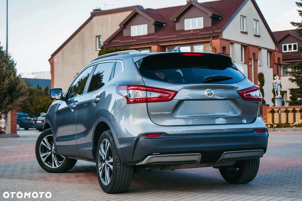 Nissan Qashqai 1.2 DIG-T Tekna EU6 - 10