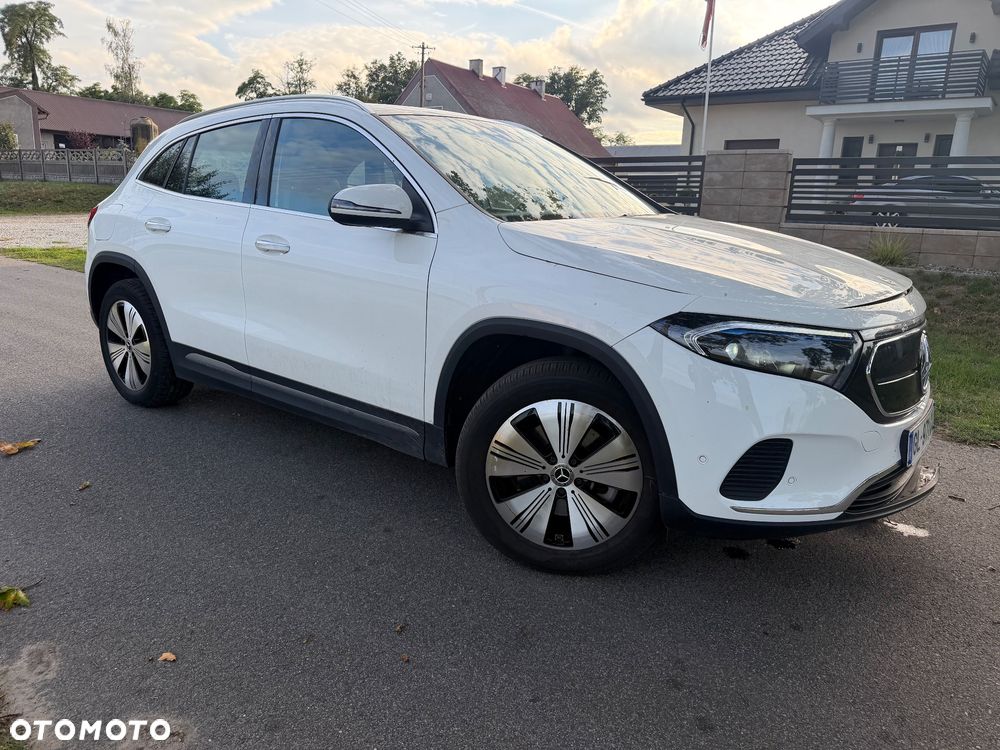 Mercedes-Benz EQA 250+ Electric Art - 1
