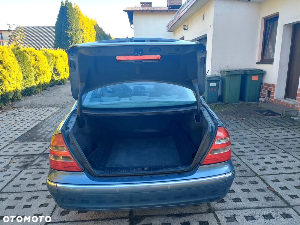 Mercedes-Benz Klasa E - 10